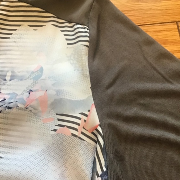 Top - Picture 3 of 10